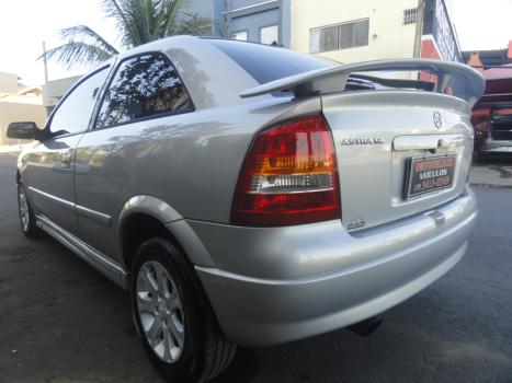 CHEVROLET Astra Hatch 1.8 GL, Foto 3