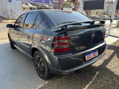 CHEVROLET Astra Hatch 2.0 4P ADVANTAGE  FLEX, Foto 3