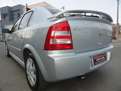 CHEVROLET Astra Hatch 2.0 4P ADVANTAGE  FLEX, Foto 3