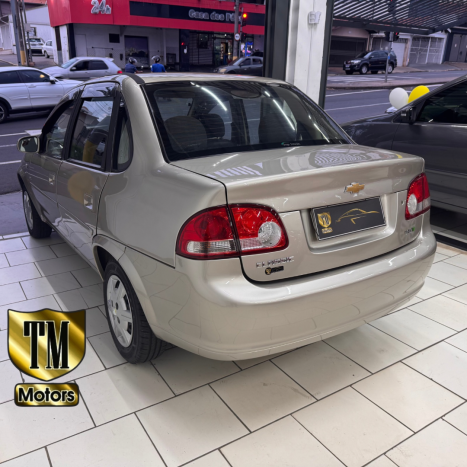CHEVROLET Classic Sedan 1.0 4P VHCE FLEX LS, Foto 4