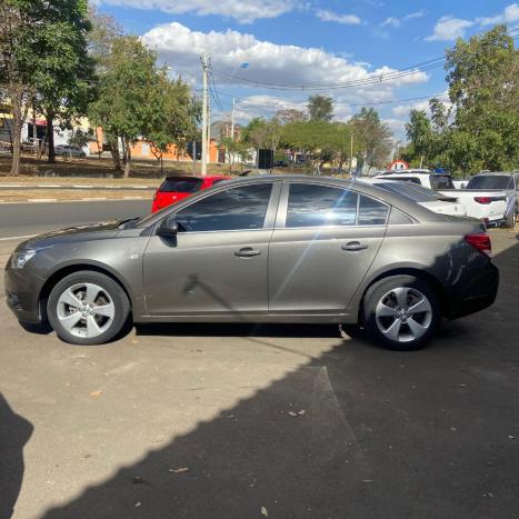 CHEVROLET Cruze Sedan 1.8 16V 4P LT ECOTEC FLEX AUTOMTICO, Foto 4