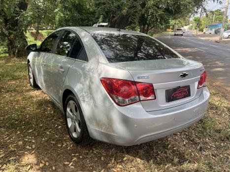 CHEVROLET Cruze Sedan 1.8 16V 4P LT ECOTEC FLEX AUTOMTICO, Foto 3