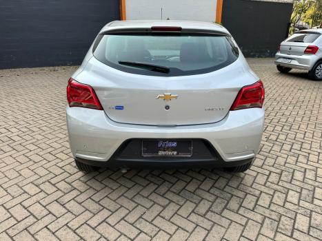 CHEVROLET Onix Hatch 1.4 4P FLEX LT, Foto 5