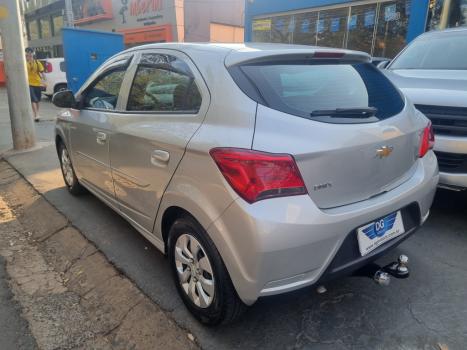 CHEVROLET Onix Hatch 1.4 4P FLEX LT, Foto 5