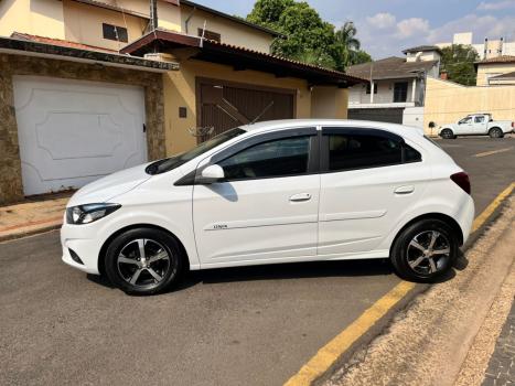 CHEVROLET Onix Hatch 1.4 4P FLEX LTZ, Foto 2