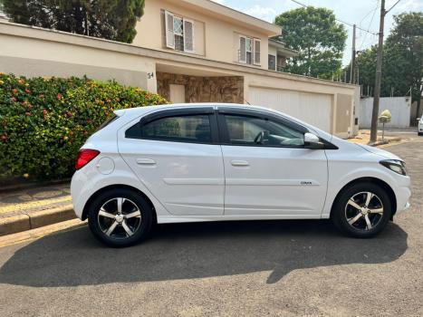 CHEVROLET Onix Hatch 1.4 4P FLEX LTZ, Foto 3