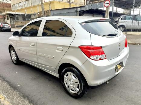 CHEVROLET Onix Hatch 1.0 4P FLEX LT, Foto 4