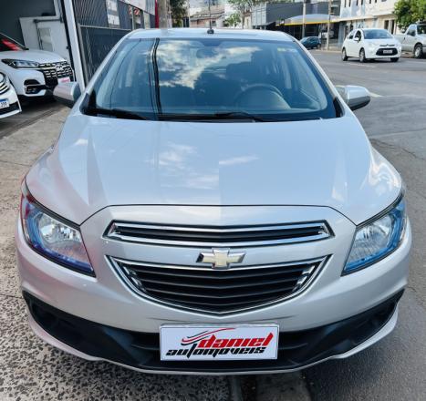 CHEVROLET Onix Hatch 1.4 4P FLEX LT, Foto 3