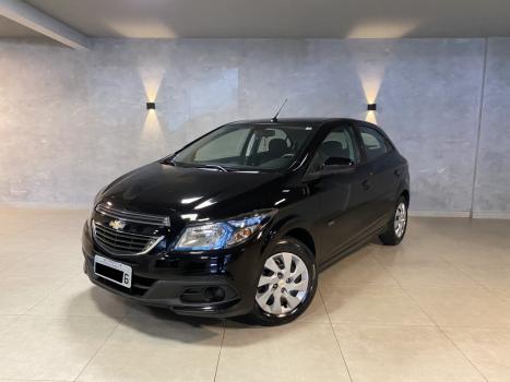 CHEVROLET Onix Hatch 1.4 4P FLEX LT, Foto 3