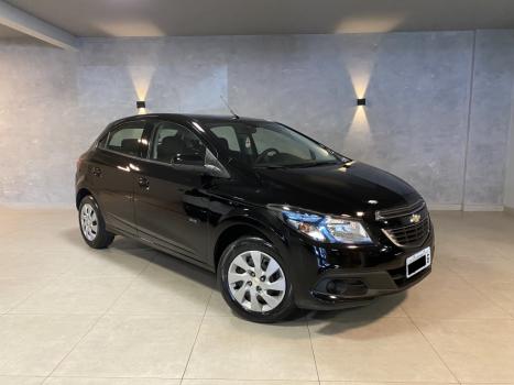 CHEVROLET Onix Hatch 1.4 4P FLEX LT, Foto 4