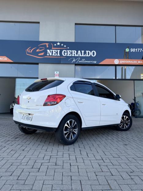 CHEVROLET Onix Hatch 1.4 4P FLEX LTZ, Foto 4