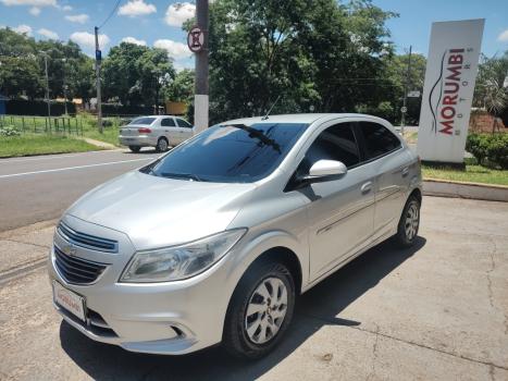 CHEVROLET Onix Hatch 1.0 4P FLEX LT, Foto 1