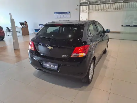 CHEVROLET Onix Hatch 1.0 4P FLEX LT, Foto 9