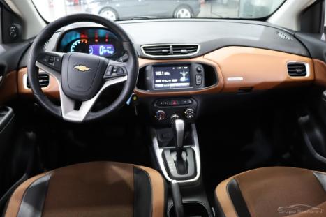 CHEVROLET Onix Hatch , Foto 6