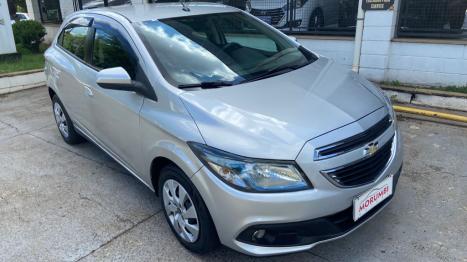 CHEVROLET Onix Hatch 1.4 4P FLEX LT, Foto 6