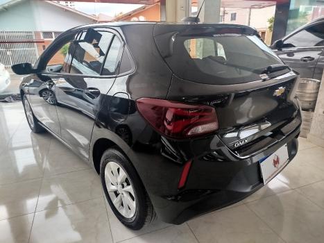 CHEVROLET Onix Hatch 1.0 4P FLEX LT, Foto 2