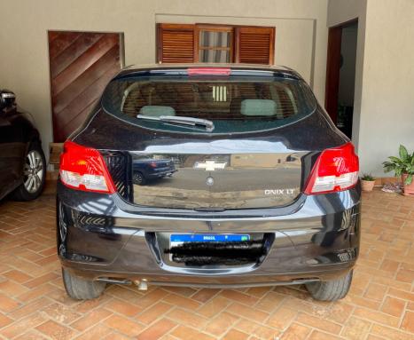 CHEVROLET Onix Hatch 1.0 4P FLEX LT, Foto 2