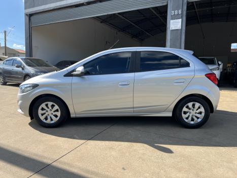 CHEVROLET Onix Hatch 1.0 4P FLEX LT, Foto 8