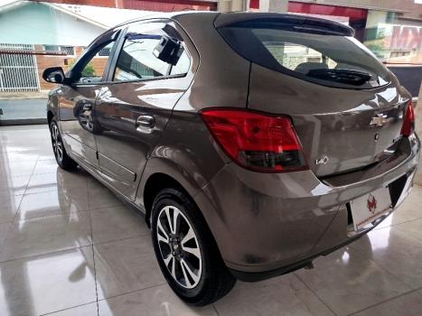 CHEVROLET Onix Hatch 1.4 4P FLEX LTZ, Foto 4