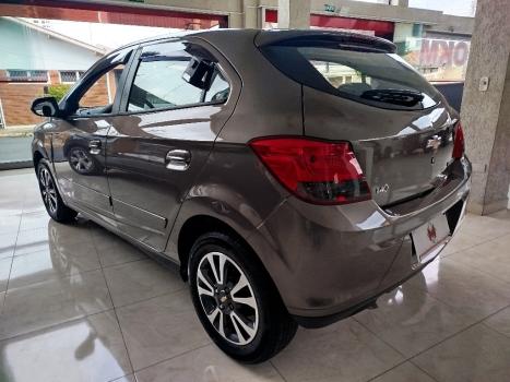 CHEVROLET Onix Hatch 1.4 4P FLEX LTZ, Foto 5