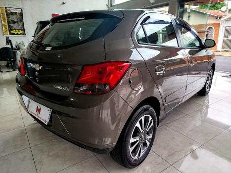 CHEVROLET Onix Hatch 1.4 4P FLEX LTZ, Foto 7