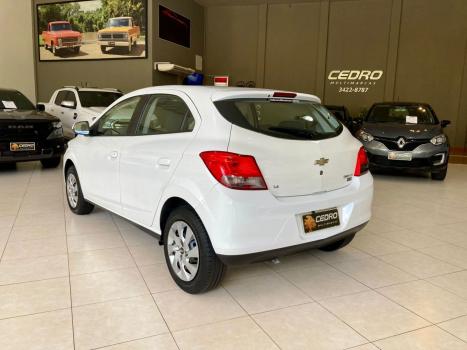CHEVROLET Onix Hatch 1.4 4P FLEX LT, Foto 3