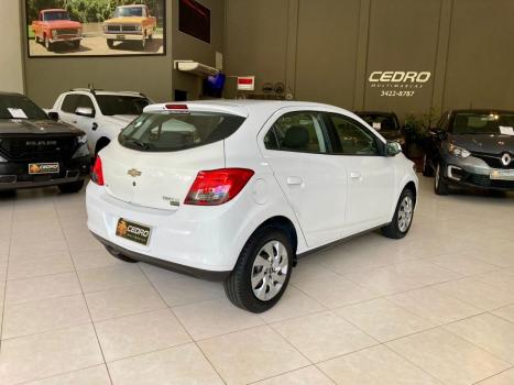 CHEVROLET Onix Hatch 1.4 4P FLEX LT, Foto 5