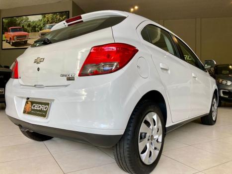 CHEVROLET Onix Hatch 1.4 4P FLEX LT, Foto 35