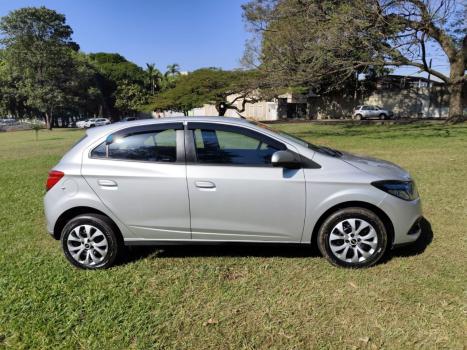 CHEVROLET Onix Hatch 1.4 4P FLEX LT, Foto 5