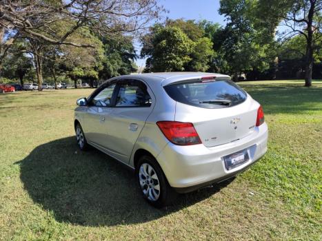 CHEVROLET Onix Hatch 1.4 4P FLEX LT, Foto 8