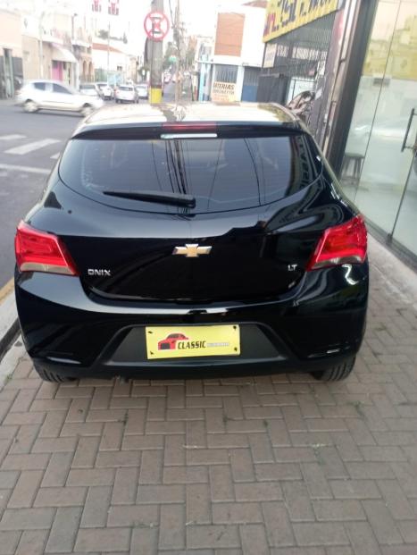CHEVROLET Onix Hatch 1.0 4P FLEX LT, Foto 4