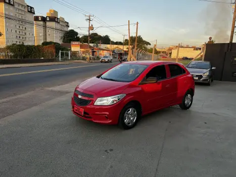 CHEVROLET Onix Hatch 1.0 4P FLEX LS, Foto 2