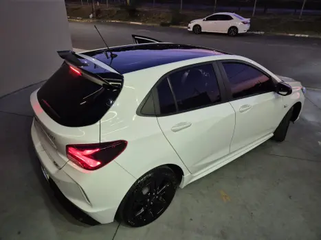 CHEVROLET Onix Hatch 1.0 12V 4P FLEX RS TURBO AUTOMTICO, Foto 4
