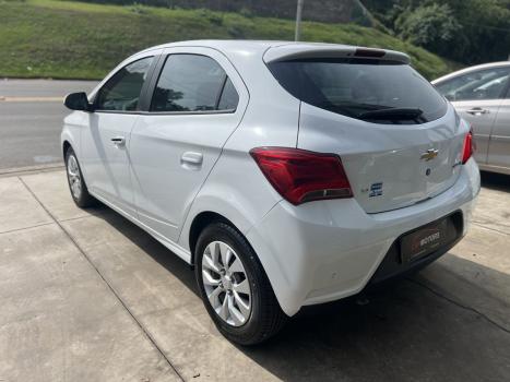 CHEVROLET Onix Hatch 1.4 4P FLEX LT, Foto 4