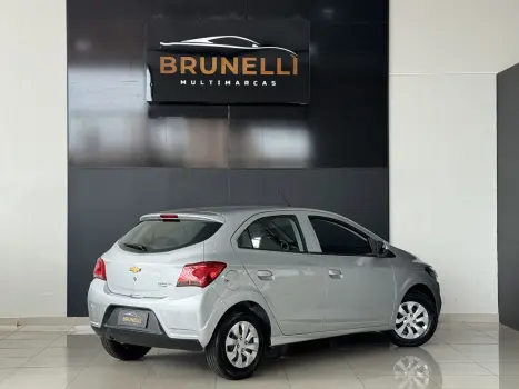 CHEVROLET Onix Hatch 1.0 4P FLEX LT, Foto 4