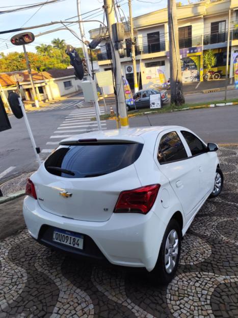 CHEVROLET Onix Hatch 1.0 4P FLEX LT, Foto 3