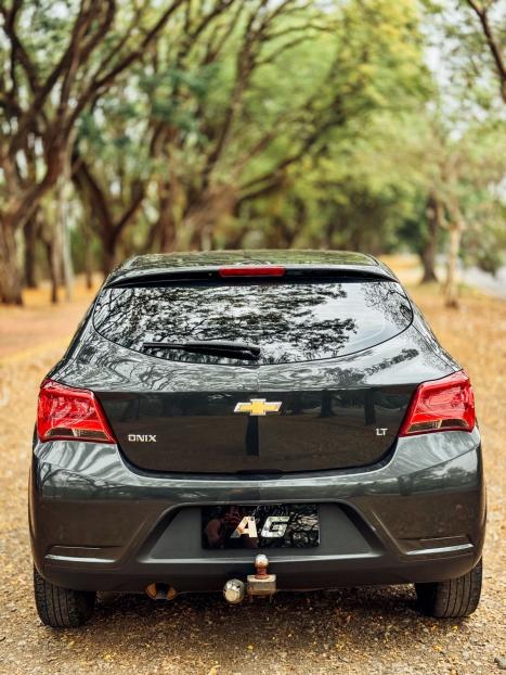 CHEVROLET Onix Hatch 1.0 4P FLEX LT, Foto 12