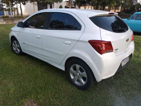 CHEVROLET Onix Hatch 1.0 4P FLEX LT, Foto 2