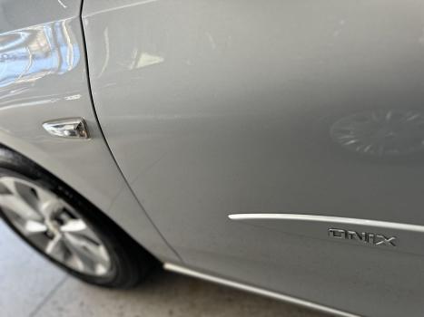 CHEVROLET Onix Hatch 1.0 4P FLEX LTZ TURBO AUTOMTICO, Foto 15