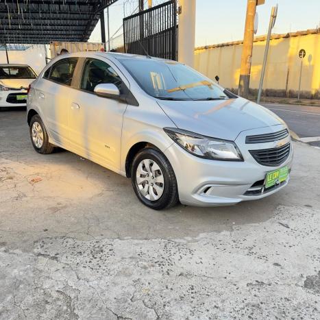 CHEVROLET Onix Hatch 1.0 4P FLEX JOY, Foto 3