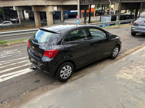 CHEVROLET Onix Hatch 1.0 4P FLEX LT, Foto 2