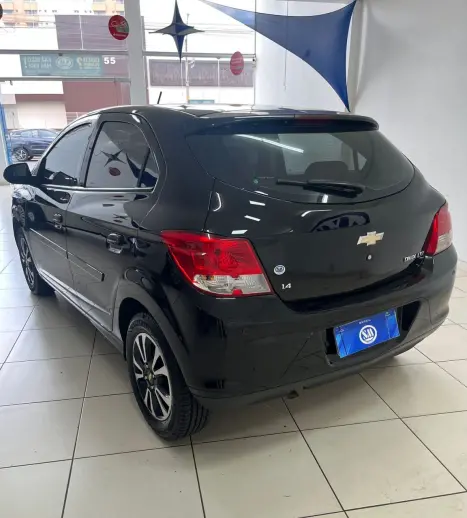 CHEVROLET Onix Hatch 1.4 4P FLEX LTZ, Foto 6