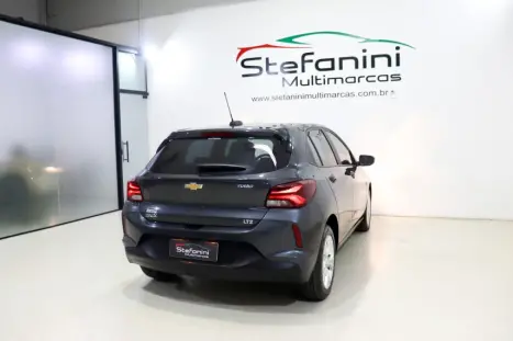 CHEVROLET Onix Hatch 1.0 4P FLEX LTZ TURBO AUTOMTICO, Foto 11
