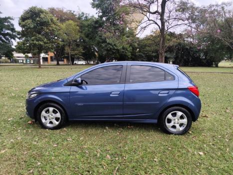 CHEVROLET Onix Hatch 1.4 4P FLEX LT, Foto 5