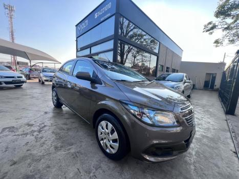 CHEVROLET Onix Hatch 1.4 4P FLEX LT, Foto 4