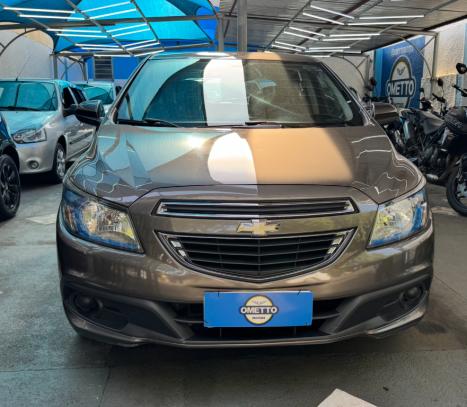 CHEVROLET Onix Hatch 1.4 4P FLEX LT, Foto 2