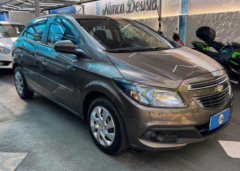 CHEVROLET Onix Hatch 1.4 4P FLEX LT, Foto 3