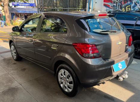 CHEVROLET Onix Hatch 1.4 4P FLEX LT, Foto 11