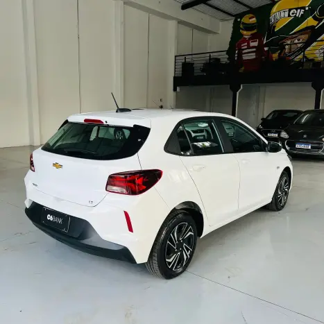 CHEVROLET Onix Hatch 1.0 4P FLEX LT, Foto 4