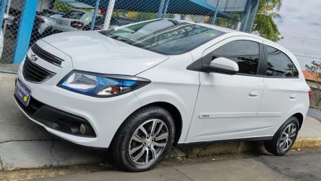 CHEVROLET Onix Hatch 1.4 4P FLEX LT, Foto 2